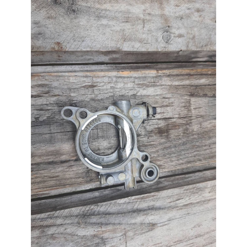 ปั้มน้ำมันเลี้ยงโซ่ HUSQVARNA 372XP แท้