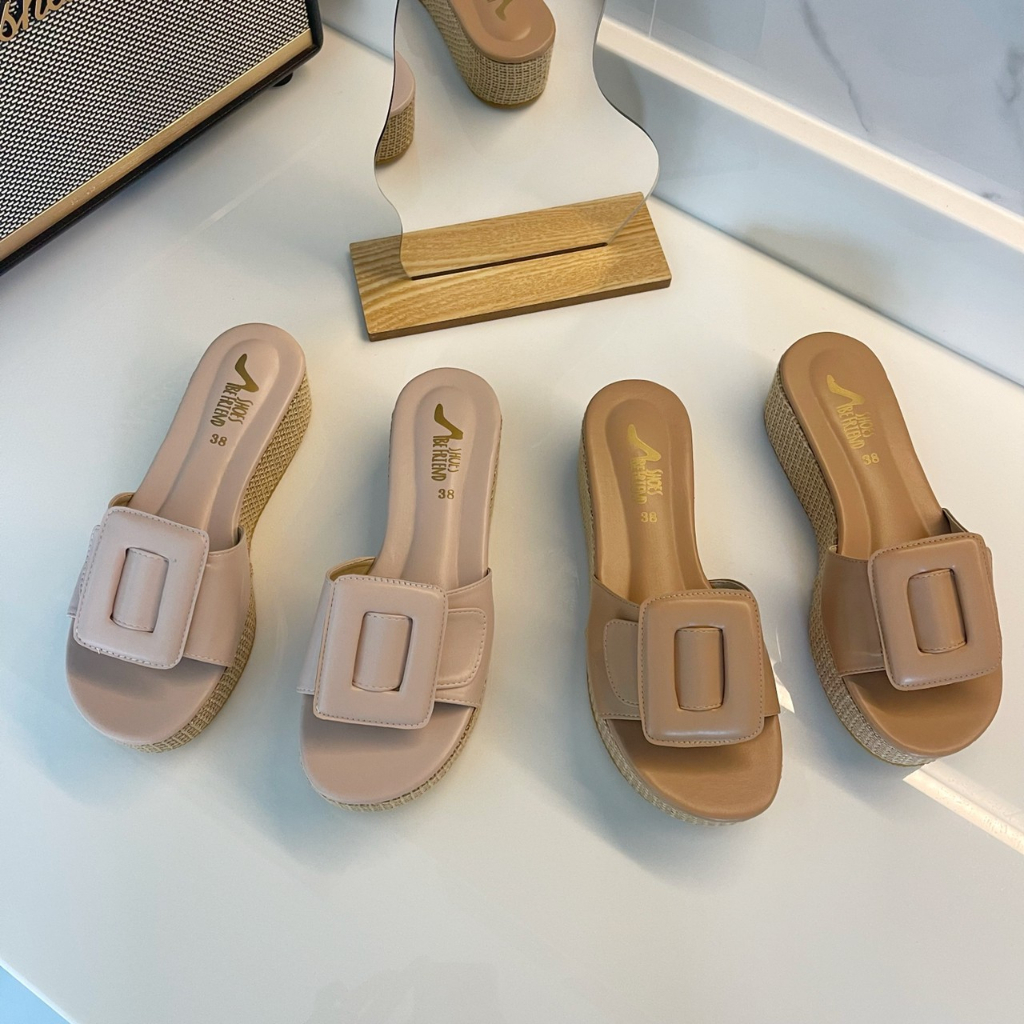 สินค้าราคาพิเศษ มีจำนวนจำกัด รีบมาตำ รองเท้าส้นตึก 2 นิ้ว size ปกติ 36-40 (ขนมปังเข็มขัด) งานสีโทนนู้ด มี 4 สี