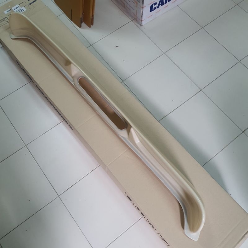 สปอยเลอร์หลัง ปีกหลัง แก๊ปหลังคา isuzu d-max งานดิบ ใส่ปี 2002-2011 / สามารถไปทำสีได้เลย