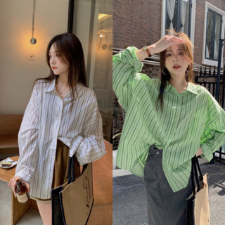 Styles_Unnie ✨พร้อมส่ง✨ T262 เสื้อเชิ้ตแขนยาวลายทาง ทรงโอเวอร์ไซส์ พร้อมส่ง 2 สี