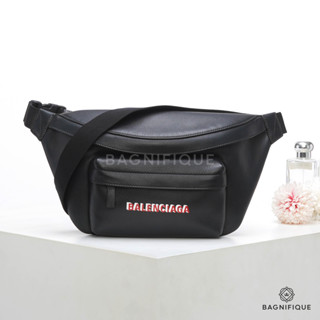 NEW BALENCIAGA BELT BAG 22 BLACK LOGO RED CALF SHW