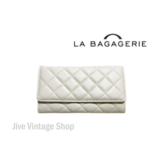 LA BAGAGERIE quilted wallet กระเป๋าสตางค์ใบยาว หนัง pu เย็บนูน สีครีม ใส่ของได้เยอะ มือสอง สภาพดีมาก ใหม่ จากตู้ญี่ปุ่น