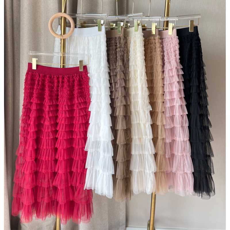 Layers maxi skirt กระโปรงชีฟองยาว เย็บเป็นเลเยอร์ชั้นๆ มีหลายสี ดีเทลสุดคิ้วท์