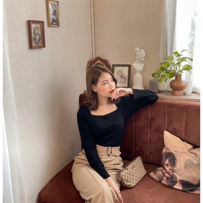 เสื้อแขนยาวคอเหลี่ยม me.instyle🖤