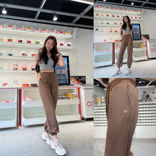 SLYQ WARM PANTS กางเกงวอร์ม กางเกงขายาวปลายขาจั๊ม ผ้าปิเก้ลายวาฟเฟิลเล็กๆปักลาย SLYQ