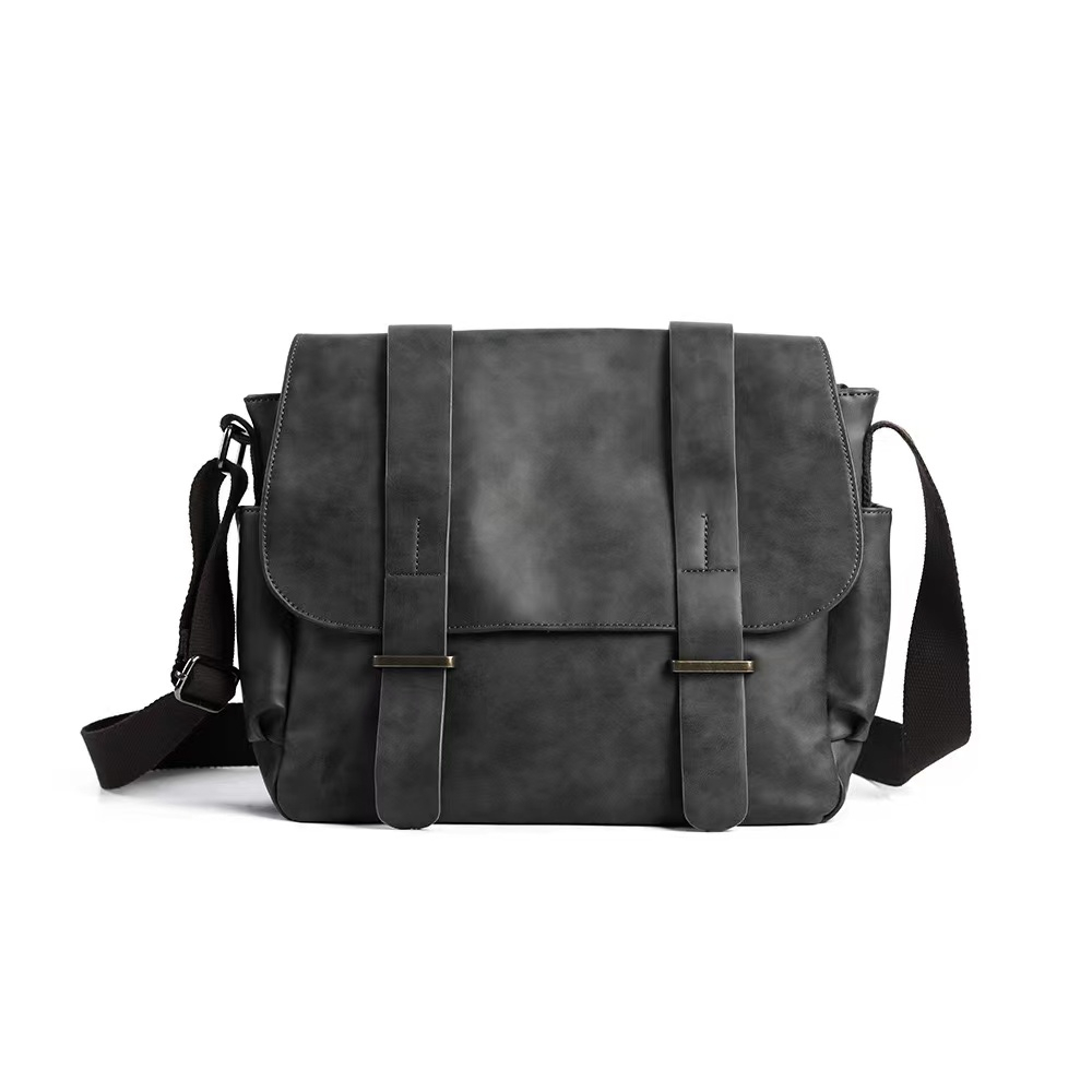 กระเป๋าสะพายข้าง ผู้ชาย หล่อเท่ห์ Handsome Crossbody bag กระเป๋าสะพายพาดลำตัว รุ่น W2642 ราคา ถูกที่สุด ดีลบีเคเค แกลเลอรีภาพที่ 5