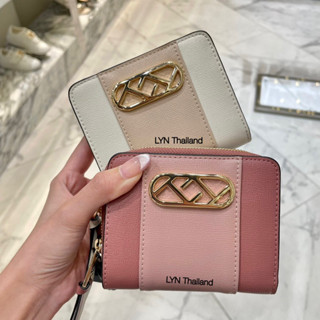 กระเป๋าสตางค์LYN รุ่น Peyton Short Wallet