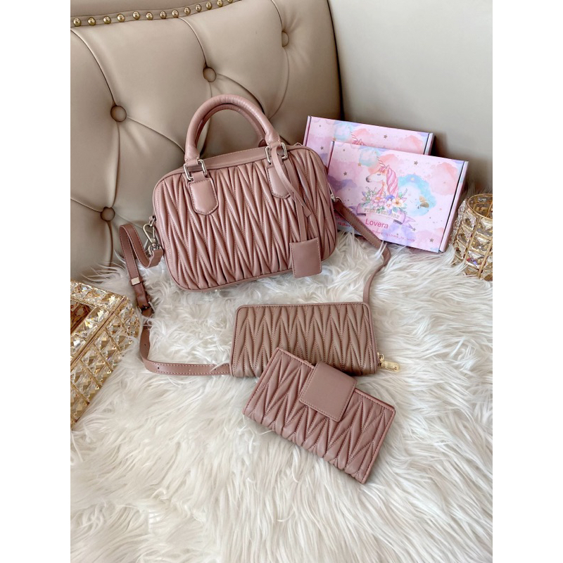 Milky 26cm กระเป๋าหนังแกะ แบรนด์Lovera