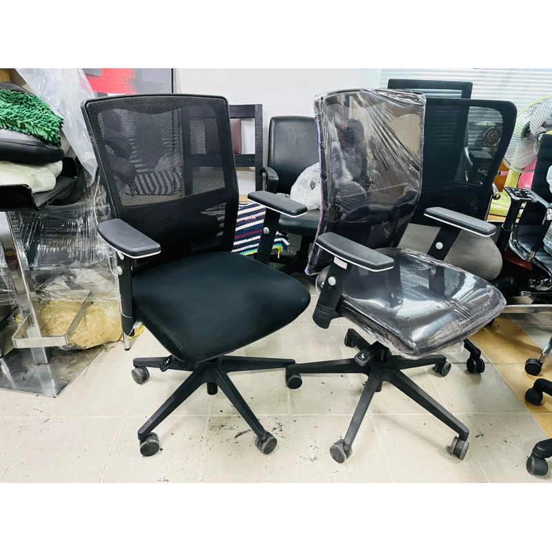 เก้าอี้สำนักงาน MODERNFORM SERIES X5 สีดำ(มือสอง)