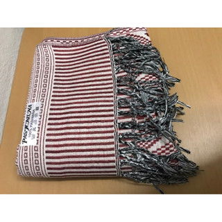 ผ้าคลุมไหล่ 100% Pashmina ขนาด 175x69 cm โทนสีแดงขาว