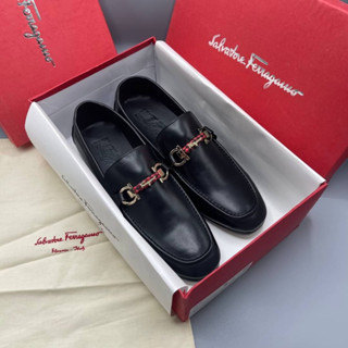 NEW SALVATORE FERRAGAMO GANCINI MOCCASIN LOAFER