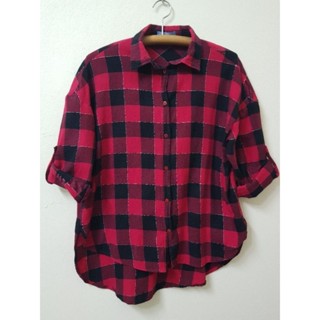 เสื้อเชิ้ตลายสก๊อต ผู้หญิง  รอบอก 42" มือสอง