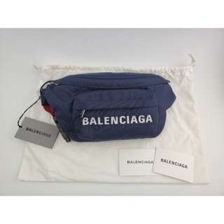 กระเป๋าคาดอก สีกรมท่า แบรนด์ Balenciaga รุ่น Logi Wheel Belt Bag