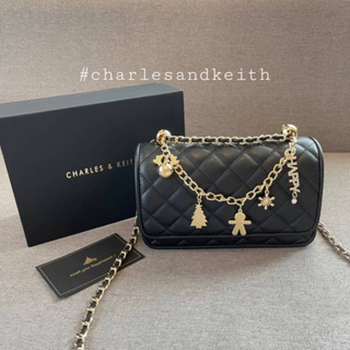 💋Charlesandkeith 💋กระเป๋า Charles &amp; keith สินค้ามาใหม่ชนช็อป สุดคุ้มสวยมาก🛻ส่งไว ส่งทั่วประเทศ ถูกที่สุด‼️🔥SALE 60%OFF