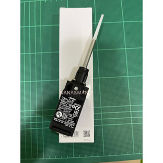 D4N-2187 LIMIT SWITCH งานแท้ MADE IN JAPAN