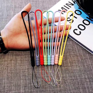 🏆jj333shop🏆สายคล้องโทรศัพท์ สายรัดข้อมือแบบซิลิโคน ยืดหยุ่น หลากสี สินค้เาพร้อมส่ง (แบบยัก)