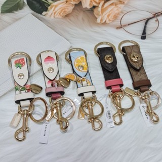 ★ พร้อมส่ง ★ของแท้100% พวงกุญแจ COACH