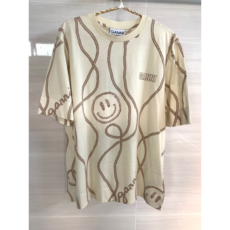 used เสื้อยืด Ganni size S(อก42)สีครีมแท้ล้าน%%%%