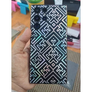 ลายใหม่ ฟิล์มหลังแบบมีลาย ติดหลังมือถือ สั่งตัดได้ทุกรุ่น กดเลือกฟิล์มแล้วแจ้งรุ่นในแชทได้เลยค่ะ แถมฟรีอุปกรณ์ติด