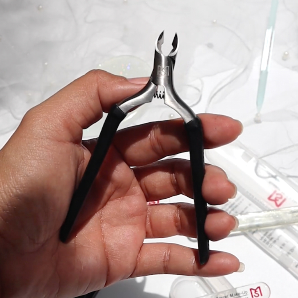 กรรไกรแต่งเล็บและเล็บหนัง Secret Make-Up (MT-03)
