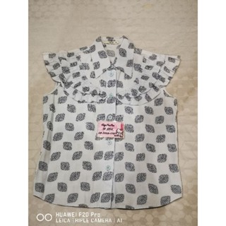 prada​ เสื้อแท้​ authentic size​42​