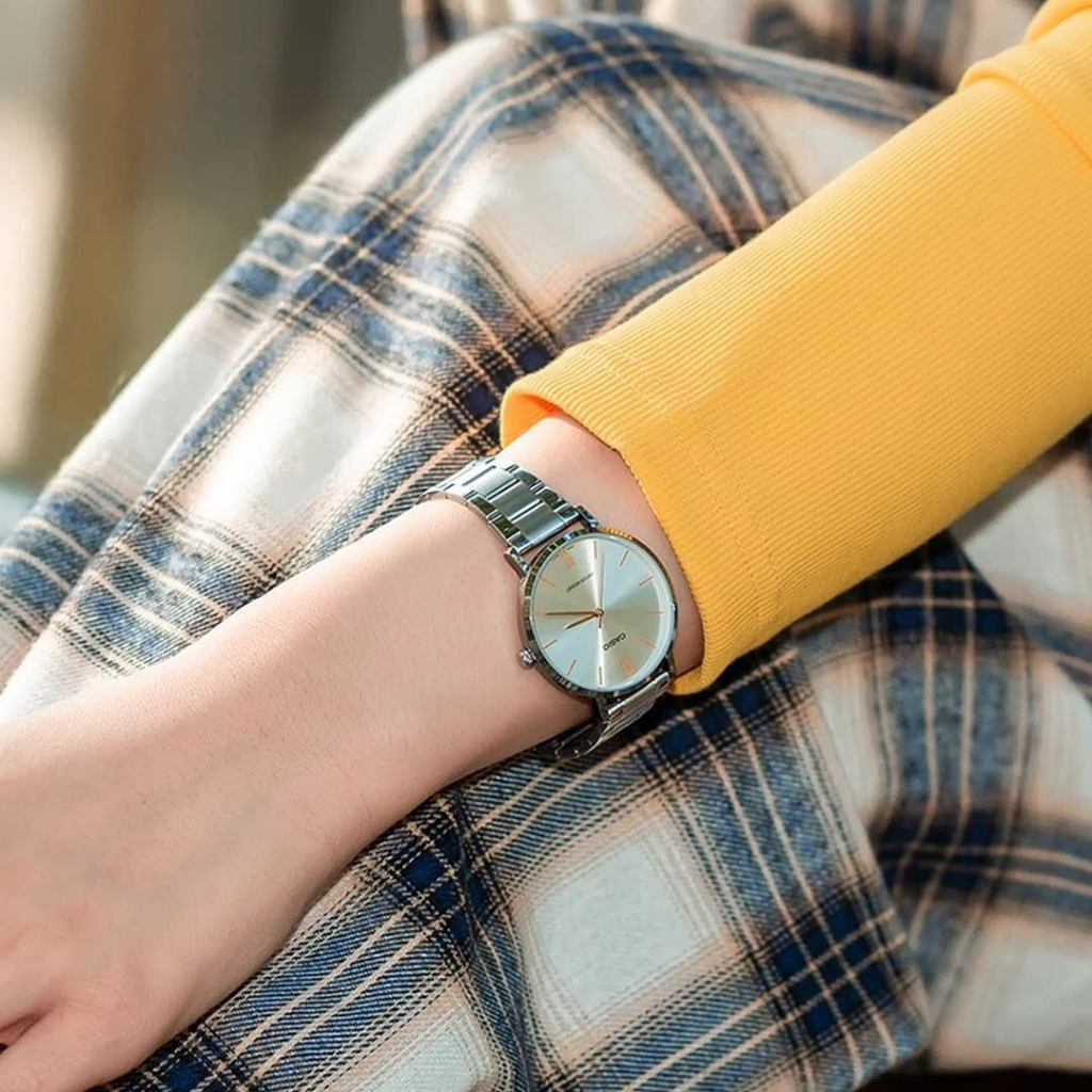 นาฬิกา Casio รุ่น LTP-VT01D นาฬิกาผู้หญิง สายแสตนเลส หน้าปัดสไตล์เรียบหรู -ของแท้ 100% รับประกันสินค้า 1 ปี