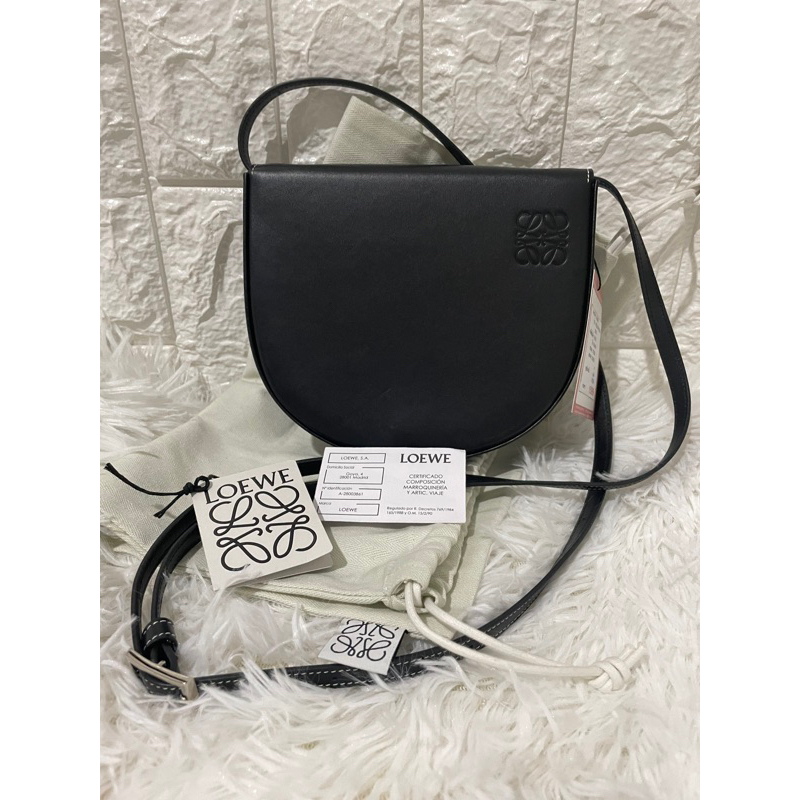 Loewe heel bag ปี 2020 (small)