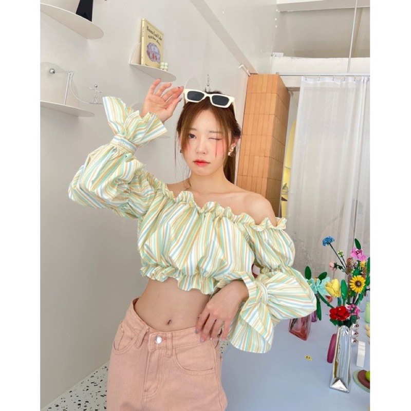 ส่งต่อ เสื้อครอปปาดไหล่แขนยาว แบรนด์cintage รุ่น may crop สี sunset