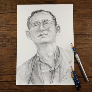 ภาพวาดในหลวงรัชกาลที่ 9 ภาพวาดลายเส้นดินสอ R-09-102