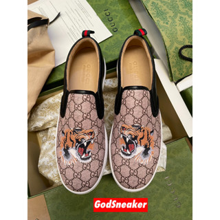 [ พร้อมส่ง ] Gu*ci Slip On " Tiger " Size 40 - 46 [ ORI ]