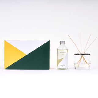 Yugen ชุดก้านไม้กระจายกลิ่นหอม กลิ่นออร่า (Yugen - Reed Diffuser 200 ml Set / Scent : Aura)