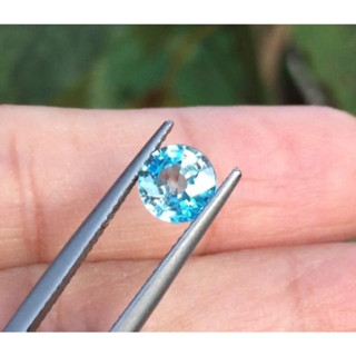 พลอยเพทาย(Blue Zircon) นน1.43กะรัต