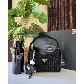 PRADA CRYSTALS BAG AND VACUUM BOTTLE VIP GIFT แท้💯% ของสมนาคุณ จากเคาน์เตอร์ ตปท.