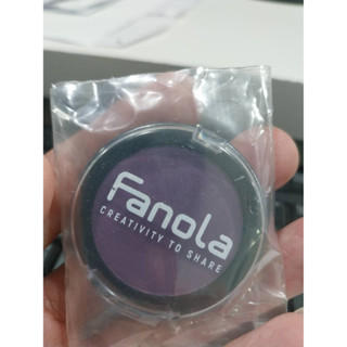 Fanola Eye Shadow สีม่วง 4 g สำหรับทาเปลือกตา