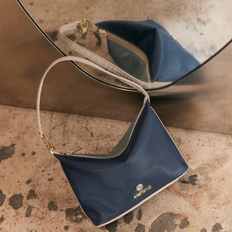 (New) พร้อมส่ง Aristotle bag Nylon GiGi