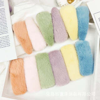 กิ๊บติดผม ขนฟู น่ารัก สีสันสดใส ขนาดใหญ่ 8.5cm. กิ๊บผม กิ๊บเกาหลี