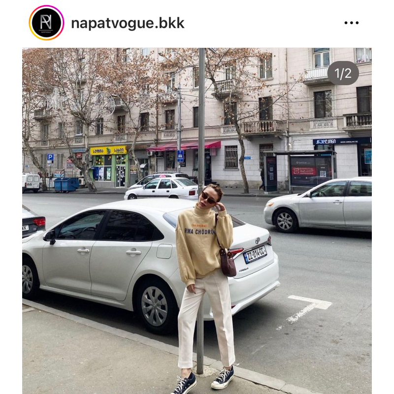 เสื้อ sweater จาก Napatvogue NPV