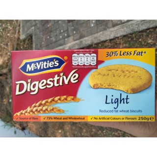 Mcvities Digestive Non Cholesterol Light Biscuit ขนมบังอบกรอบ 250g. ราคาพิเศษ