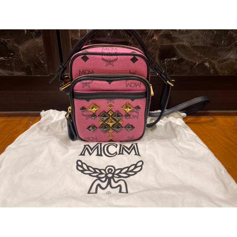 [แท้/พร้อมส่ง] Good Conditions MCM crossbody bag in pink