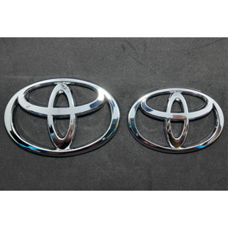 LOGO TOYOTA โลโก้หน้ากระจัง ตราหน้ากระจังโตโยต้า VIOS ปี2002+ โลโก้ติดฝากระโปรงท้ายโตโยต้า VIOS ปี2002(แพ๊คคู่ราคาพิเศษ)