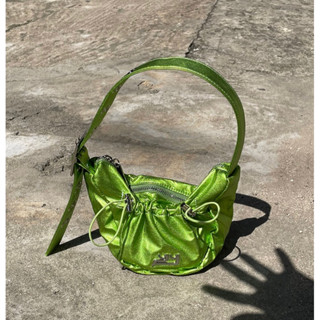 Yie yie Sasha bag  Color : toxic lime