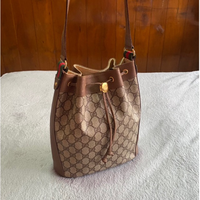 Gucci Supreme Sherry Drawstring Bucket Bag ของแท้ วินเทจ มือสอง กระเป๋าแบรนด์เนม กุชชี่