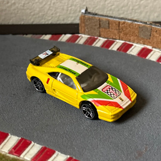 มือ 2 รถเหล็ก รถฮอทวีล 1:64 Ferrari 355