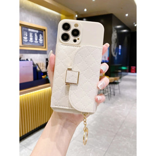 เคสโทรศัพท์ไอโฟน ผ้าควิลท์ และ ช่องใส่การ์ด