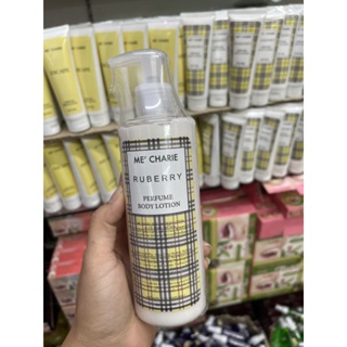 Me’Charie Ruberry Perfume Body Lotion 300ml. เม ชารี เพอฟูม บอดี้ โลชั่น