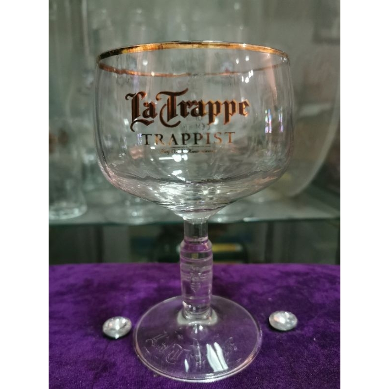 แก้วเบียร์นอก La Trappe Trappist