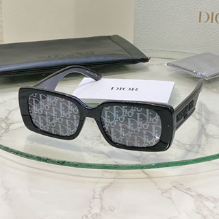 แว่นตากันแดด Dior พร้อมส่งค่ะ Original