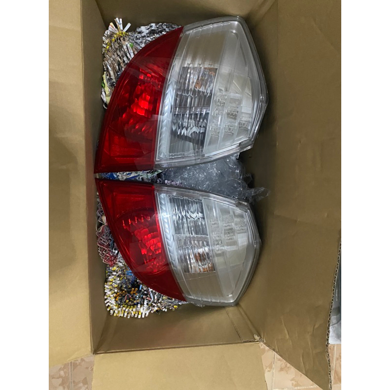 ไฟท้าย FIT GE8 RSแท้ญี่ปุ่นสภาพสวยไม่แตกร้าวไฟติดครบ