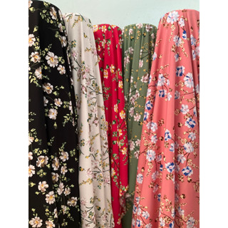 🧵 ผ้าไหมอิตาลีเนื้อนุ่มเกรดดี🧵ลายดอกพญาเสือโคร่ง ลายสวยมากดอกชัด ตัดชุดสวย ตัดหลาละ60บาท/1หลา(1หลา=90เซน)