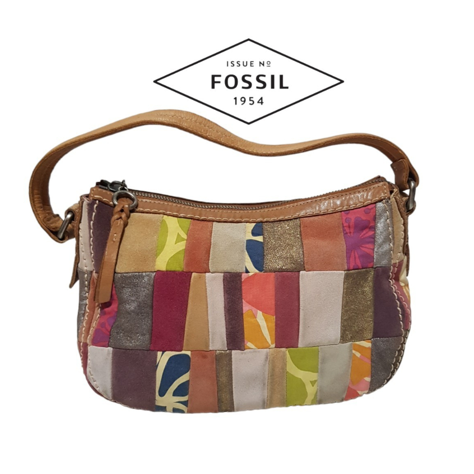 กระเป๋าถือ Fossil Patchwork Bag With Magnetic Close ️️สินค้ามือสองของแท้